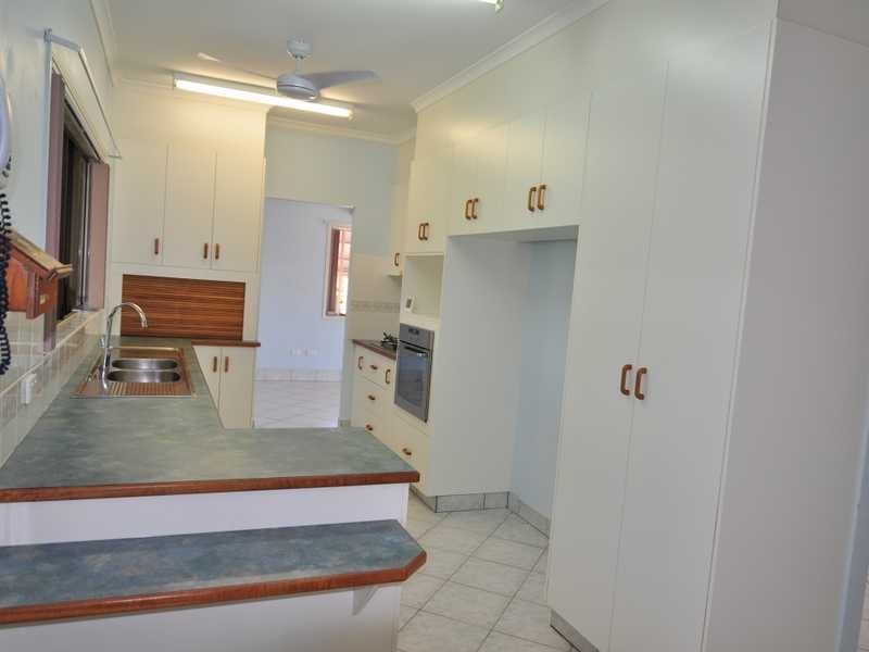 1 Edina Court, Cooloola Cove QLD 4580