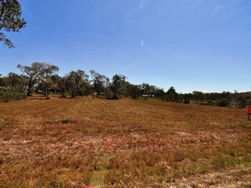 6 Oberon Court, Cooloola Cove QLD 4580