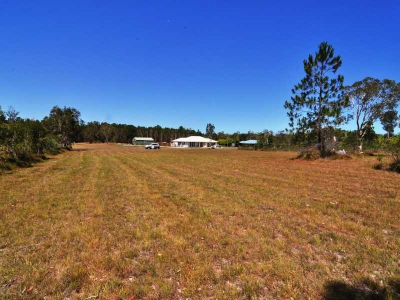 6 Oberon Court, Cooloola Cove QLD 4580
