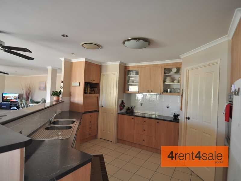 3 Vanguard COURT, Cooloola Cove QLD 4580