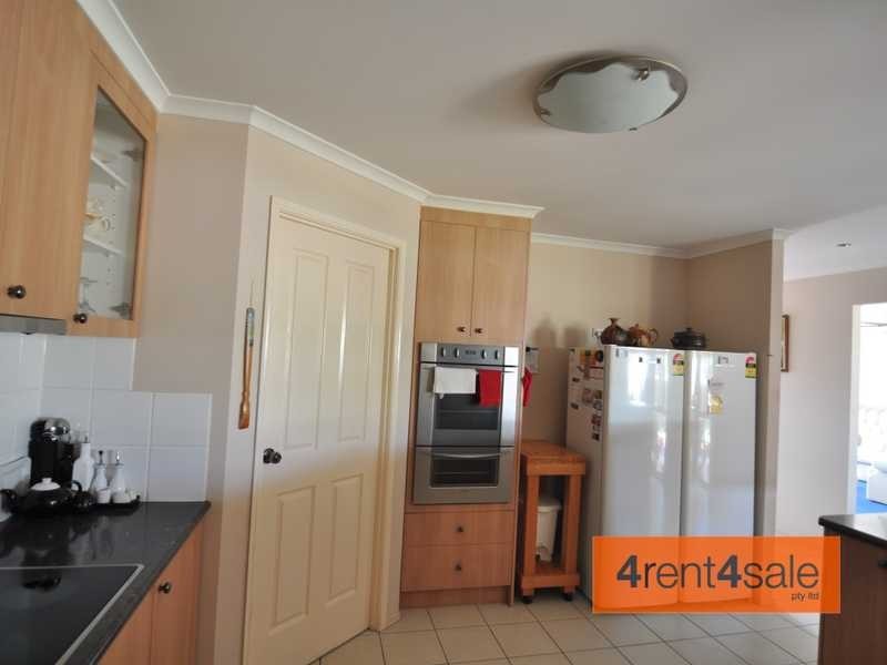 3 Vanguard COURT, Cooloola Cove QLD 4580