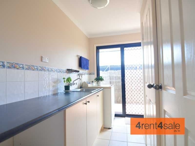 3 Vanguard COURT, Cooloola Cove QLD 4580