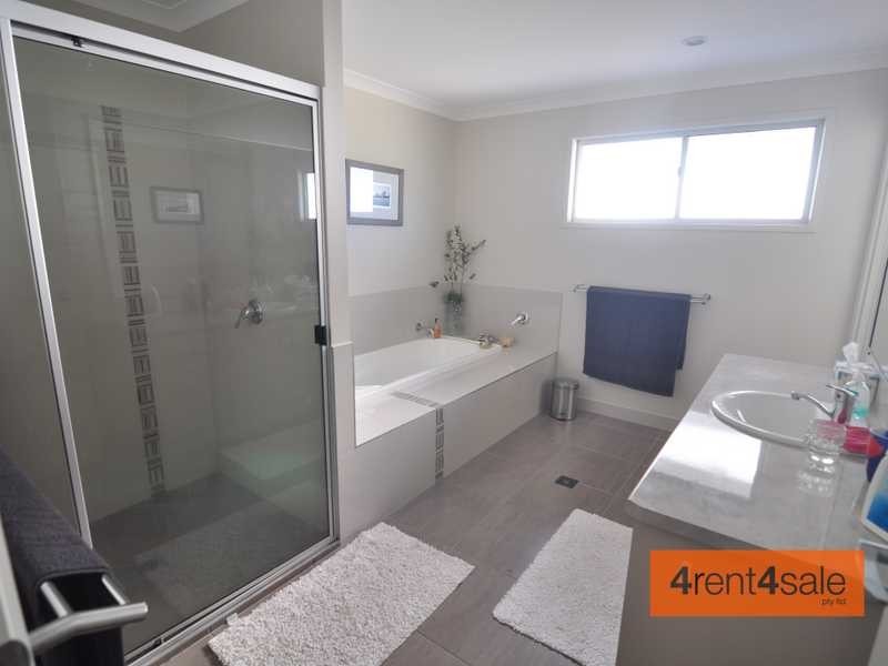 2 Sanctuary Way, Cooloola Cove QLD 4580