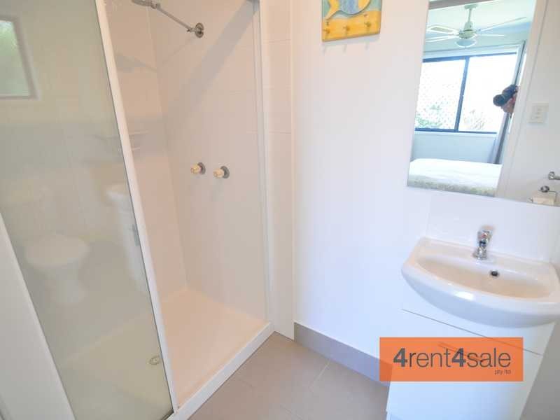 17 King Street, Tin Can Bay QLD 4580