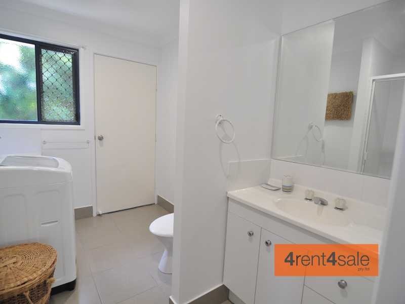 17 King Street, Tin Can Bay QLD 4580