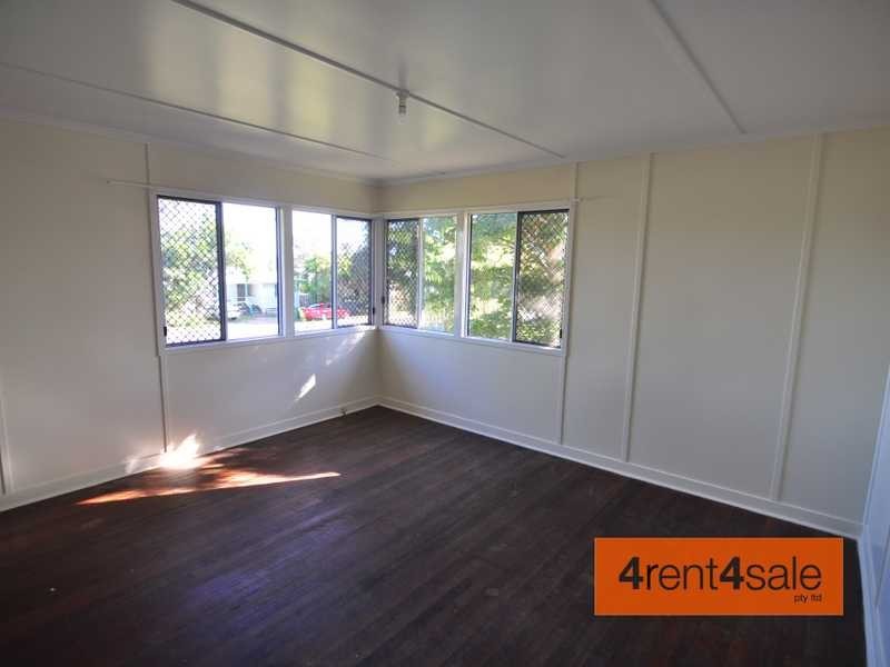 19 Tailor Street, Tin Can Bay QLD 4580