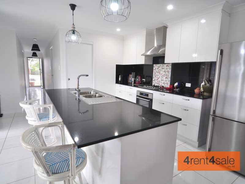 17 Norfolk Court, Cooloola Cove QLD 4580