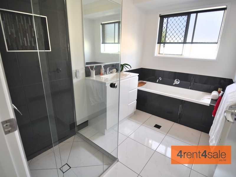 17 Norfolk Court, Cooloola Cove QLD 4580