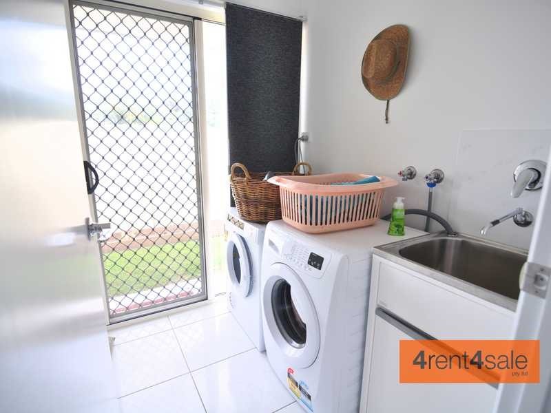 17 Norfolk Court, Cooloola Cove QLD 4580