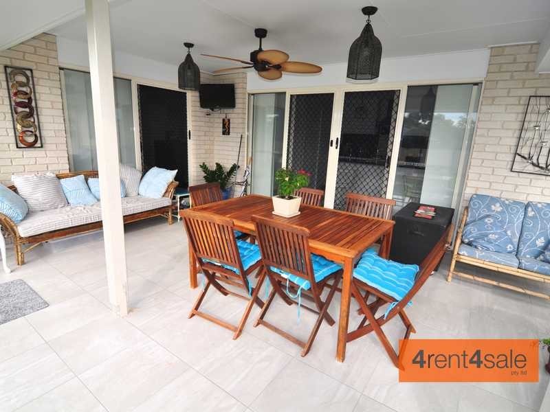 17 Norfolk Court, Cooloola Cove QLD 4580