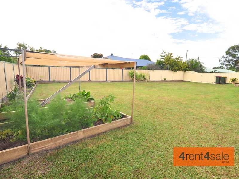 17 Norfolk Court, Cooloola Cove QLD 4580