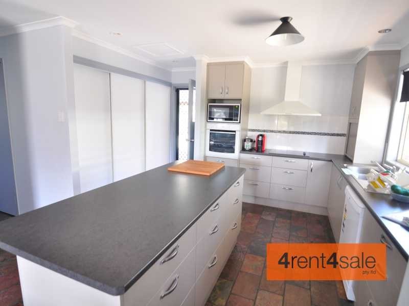 8 Turrum Street, Tin Can Bay QLD 4580