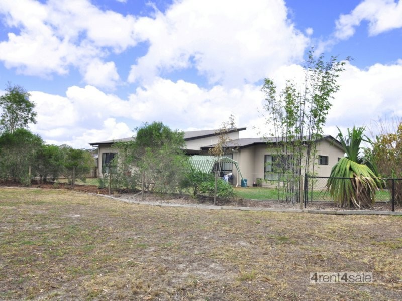 19 Habitat Cir, Cooloola Cove QLD 4580