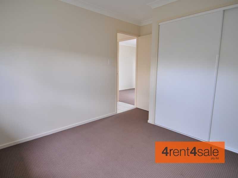 12 Creekside Esplanade, Cooloola Cove QLD 4580