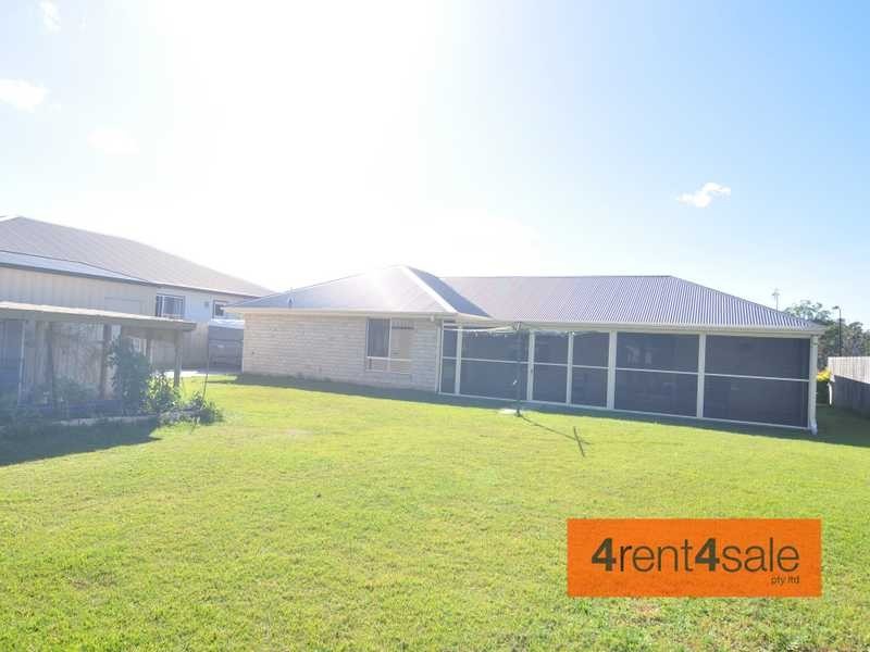 12 Environs Avenue, Cooloola Cove QLD 4580