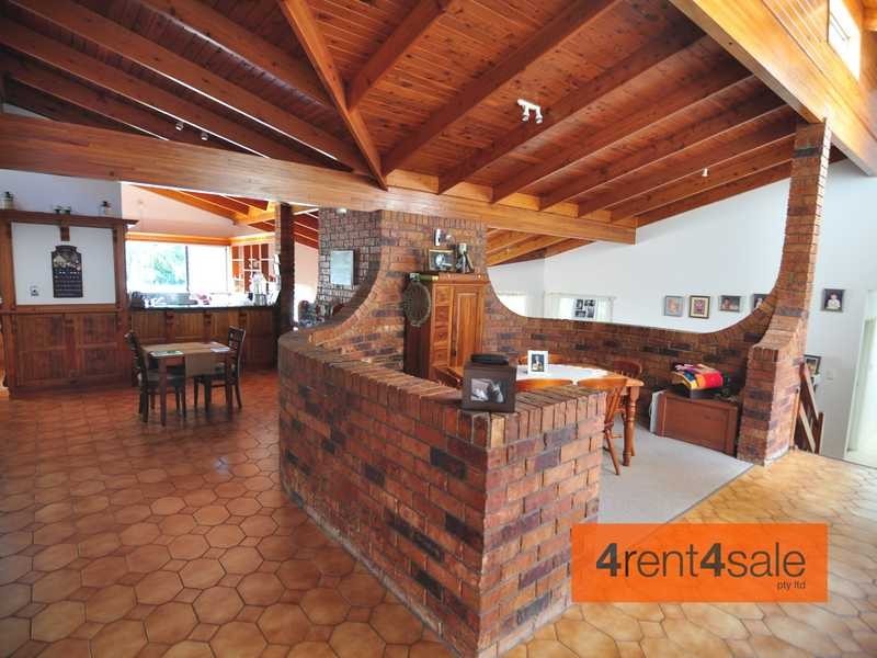 5 Lindsay Street, Southside QLD 4570