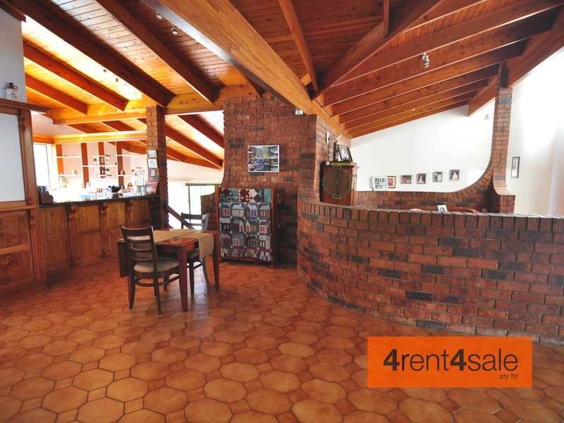 5 Lindsay Street, Southside QLD 4570