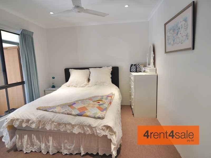 5 Lindsay Street, Southside QLD 4570