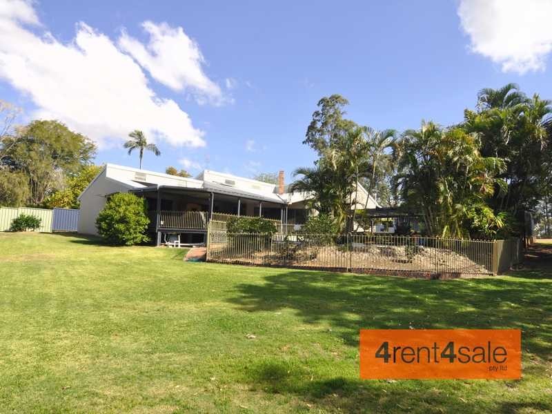 5 Lindsay Street, Southside QLD 4570