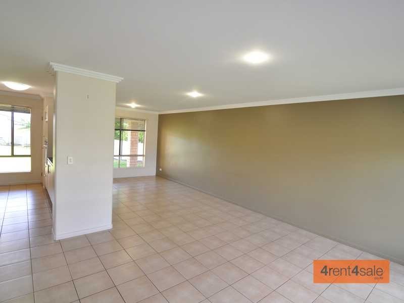 11 Dreadnought Avenue, Cooloola Cove QLD 4580