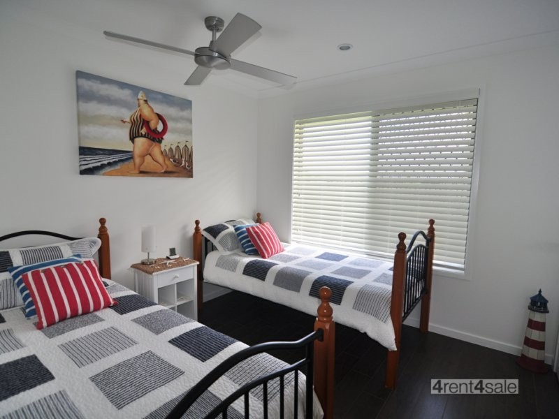 5 Tangaroa street, Tin Can Bay QLD 4580