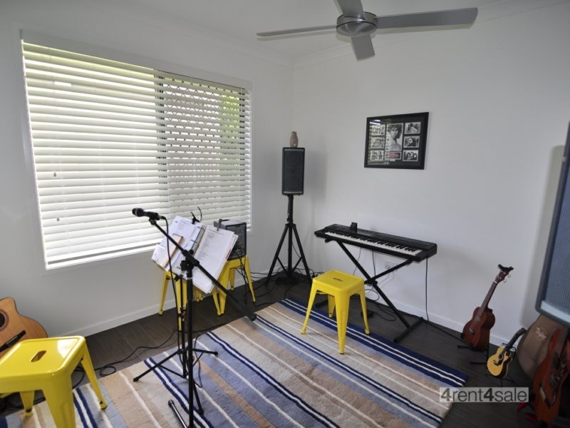 5 Tangaroa street, Tin Can Bay QLD 4580