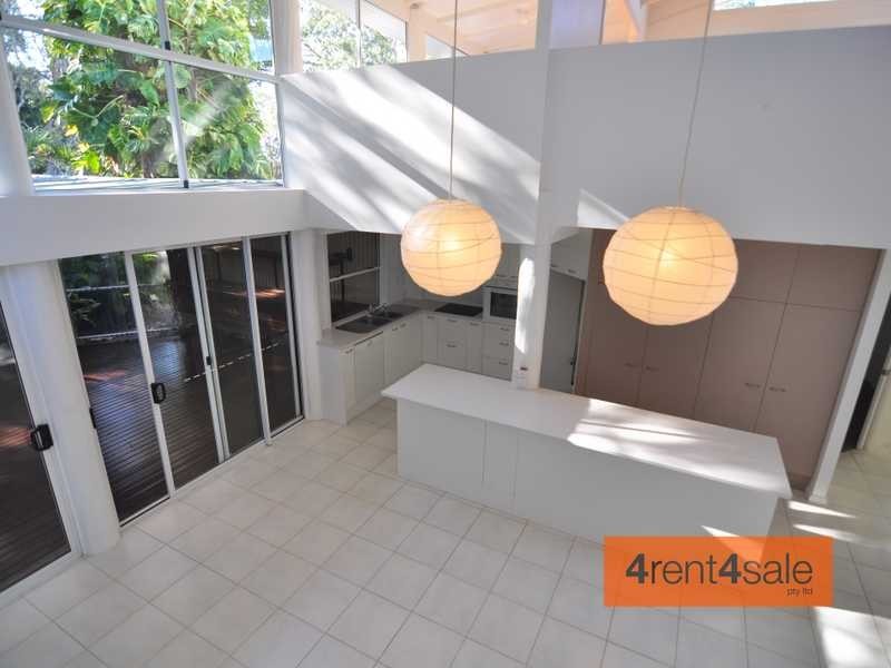 112 Emperor Street, Tin Can Bay QLD 4580