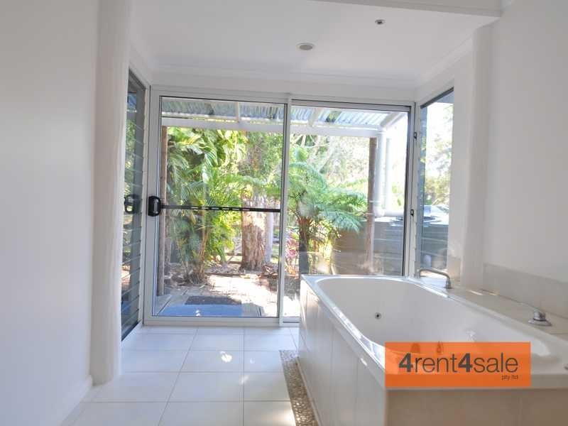 112 Emperor Street, Tin Can Bay QLD 4580