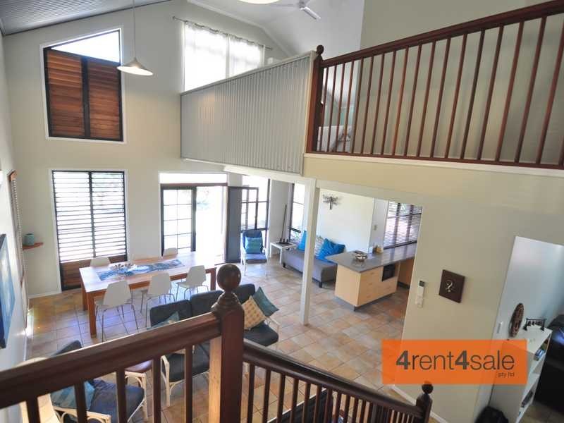 92 Toolara Road, Tin Can Bay QLD 4580