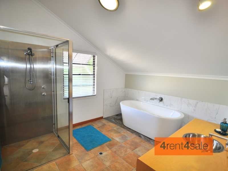 92 Toolara Road, Tin Can Bay QLD 4580