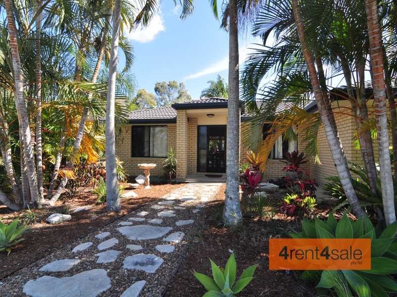 4 Retreat Court, Cooloola Cove QLD 4580