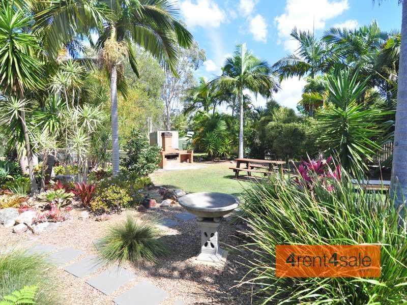 4 Retreat Court, Cooloola Cove QLD 4580
