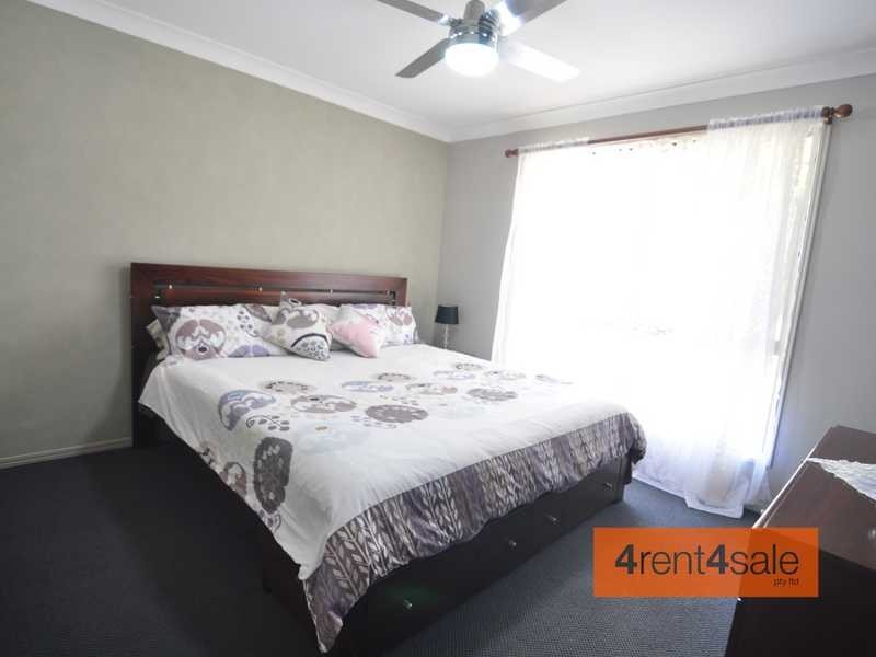 4 Retreat Court, Cooloola Cove QLD 4580