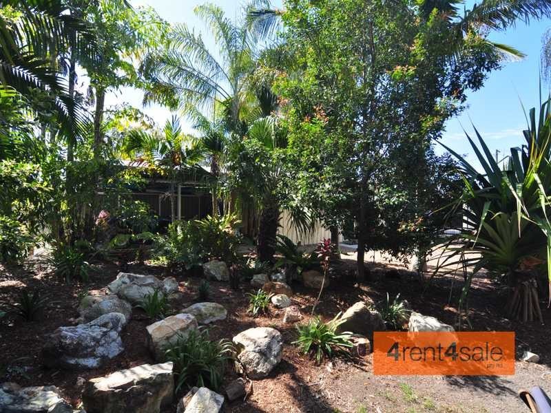 4 Retreat Court, Cooloola Cove QLD 4580