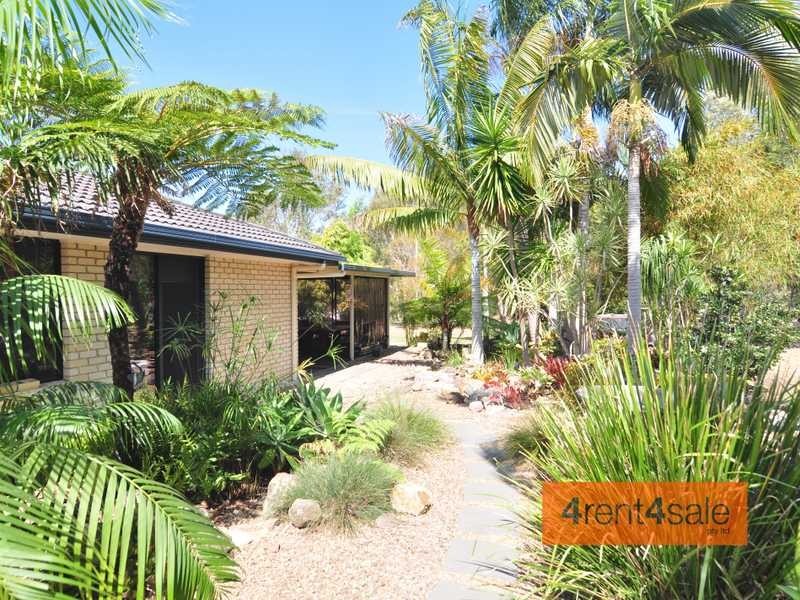 4 Retreat Court, Cooloola Cove QLD 4580