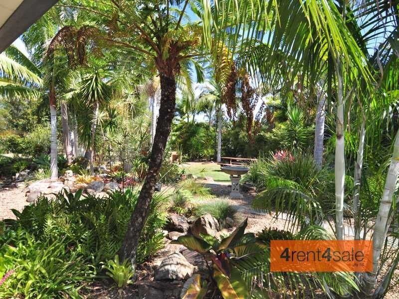 4 Retreat Court, Cooloola Cove QLD 4580