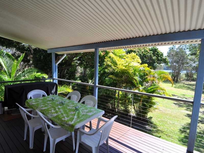 4 Squire Street, Tin Can Bay QLD 4580