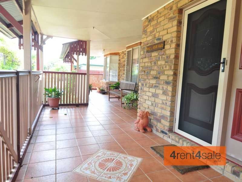 127 Gympie Road, Tin Can Bay QLD 4580