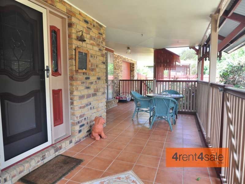 127 Gympie Road, Tin Can Bay QLD 4580