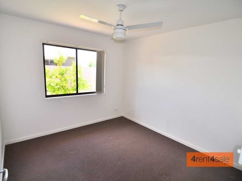 2 Creekside Esplanade, Cooloola Cove QLD 4580