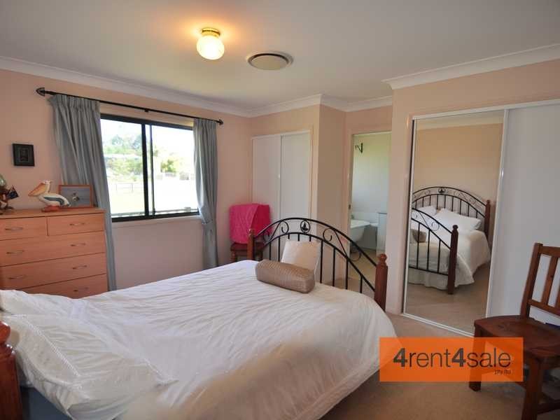 14 Endurance Avenue, Cooloola Cove QLD 4580