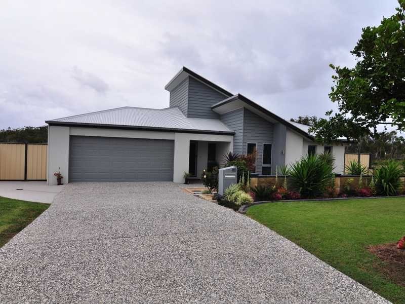 40 Tuna Way, Tin Can Bay QLD 4580