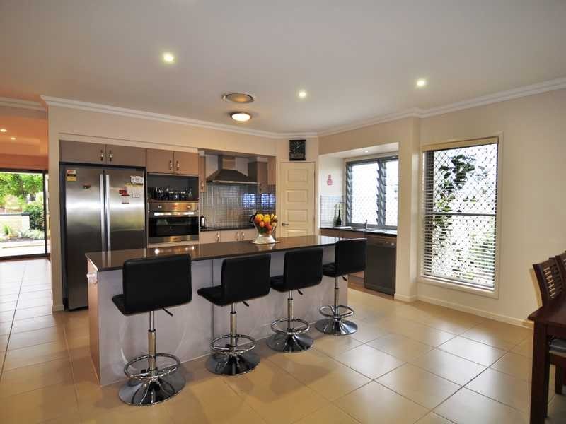 40 Tuna Way, Tin Can Bay QLD 4580