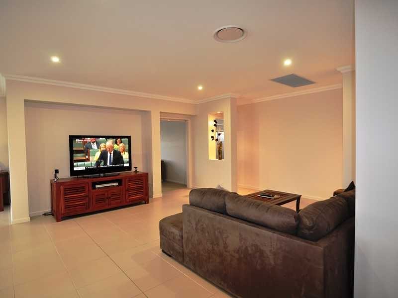 40 Tuna Way, Tin Can Bay QLD 4580