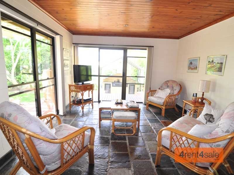 4 Gretel Court, Cooloola Cove QLD 4580