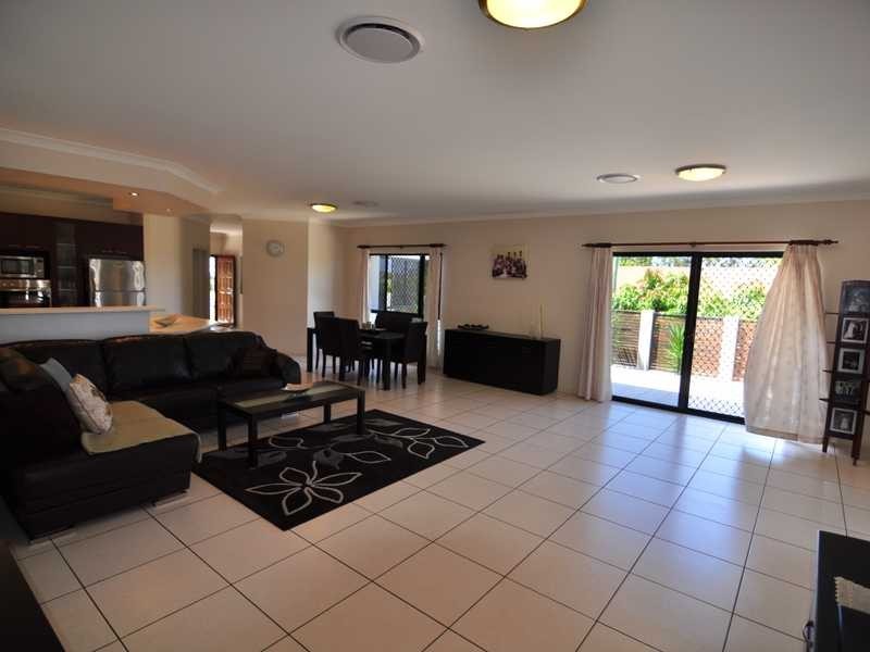 75 Nautilus Drive, Cooloola Cove QLD 4580