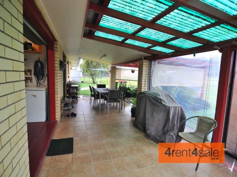 1 Tailor Street, Tin Can Bay QLD 4580