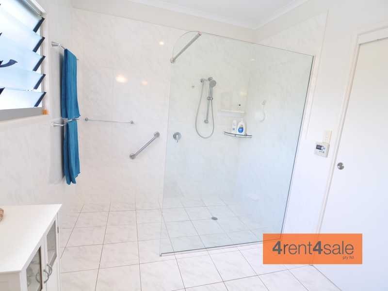 81 Esplanade, Tin Can Bay QLD 4580