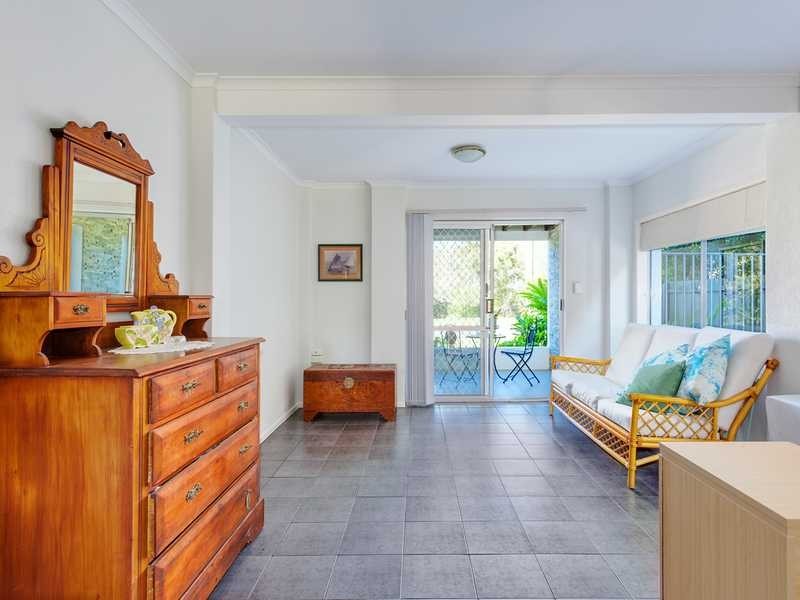 81 Esplanade, Tin Can Bay QLD 4580