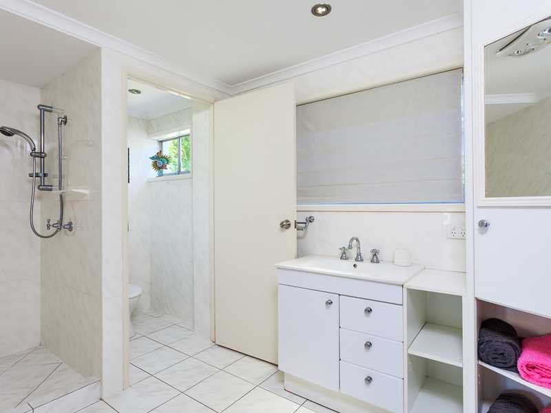 81 Esplanade, Tin Can Bay QLD 4580